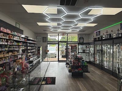 A&M Vapors Olive Branch logo – Smoke shop in Olive Branch, MS