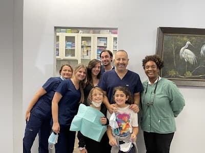 The Smile Center of Olive branch logo – Cosmetic dentist in Olive Branch, MS