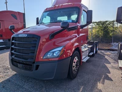 U.S. Xpress, Inc. logo – Trucking company in Olive Branch, MS