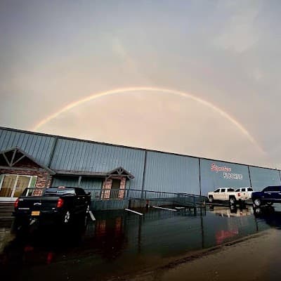 Signature Flooring logo – Flooring store in Olive Branch, MS