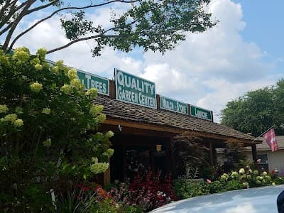 Quality Landscape & Garden Center logo – Garden center in Olive Branch, MS