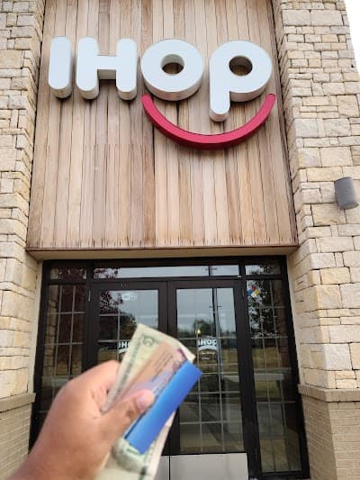 IHOP logo – Breakfast Restaurant in Olive Branch, MS
