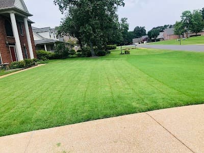 Blessed Hands Landscaping and Cleaning Service LLC logo – House cleaning service in Olive Branch, MS