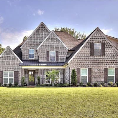 Holliday Exterminating Co Inc logo – Pest control service in Olive Branch, MS