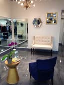 Lola B Boutique logo