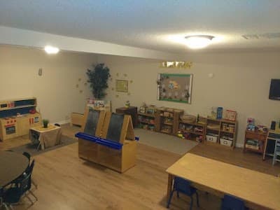 Lil' Ladies and Gent's Christian Playhouse LLC logo – Day care center in Olive Branch, MS