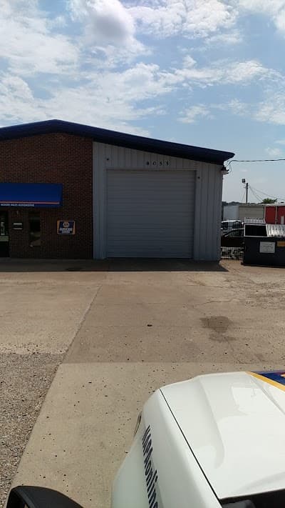 Moore Miles Automotive logo – Auto repair shop in Olive Branch, MS